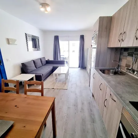 דירה Silviana - One Bedroom With Communal Pool