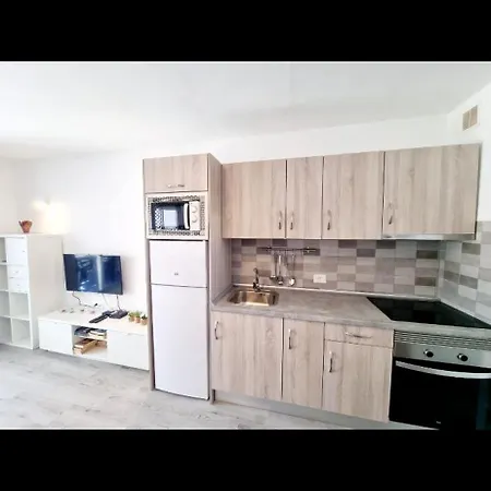 Silviana - One Bedroom With Communal Pool